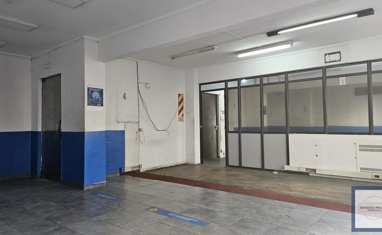 Foto de Suipacha y Av. Córdoba - Oficina 132 m2. en venta, imagen 2