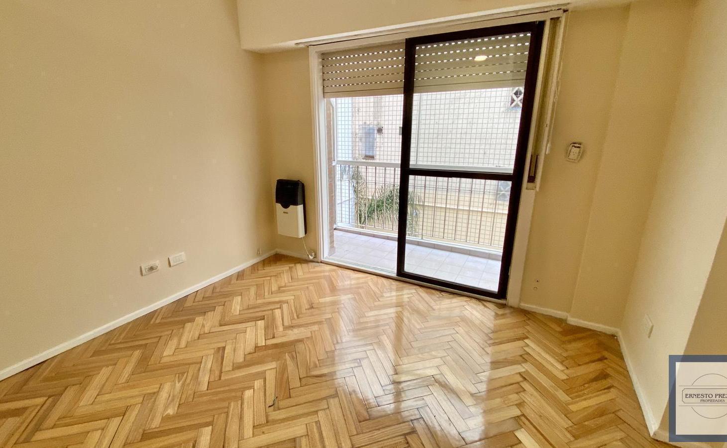 Foto de Alquiler Monoambiente con Cochera en Centro de Olivos, imagen 1