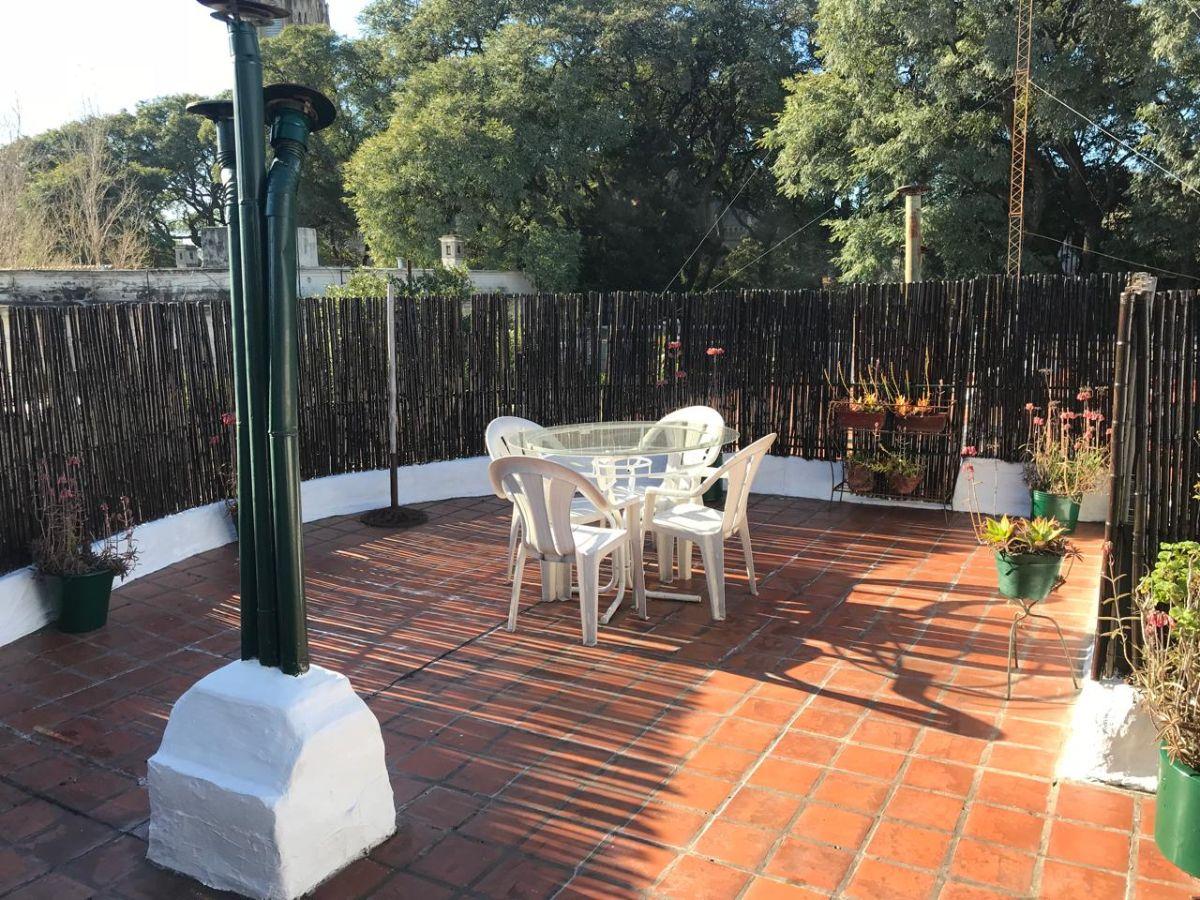 Foto de Inmejorable Depto 2 amb con Terraza de 40 m2, parrilla. Muy Luminoso, imagen 2