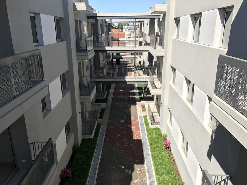 Departamento 2 ambientes - Banfield Este