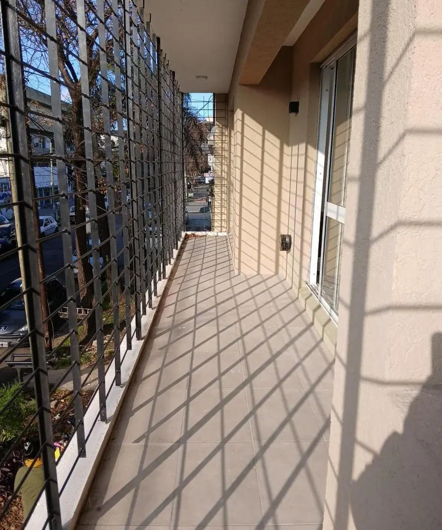 Departamento 2 amb. a estrenar en Banfield Este 5