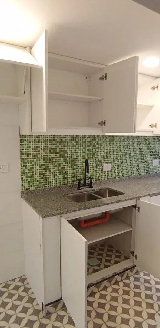 Departamento 2 AMBIENTES en Banfield Este 5