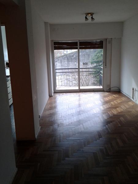 Foto de Dpto 2 ambientes muy bien ubicado!!, imagen 2