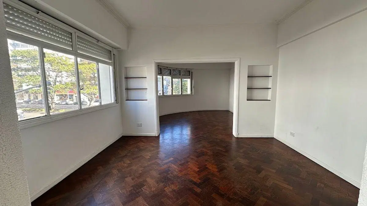 La Lucila - Depto. 3 Amb. c/terraza en Venta 4