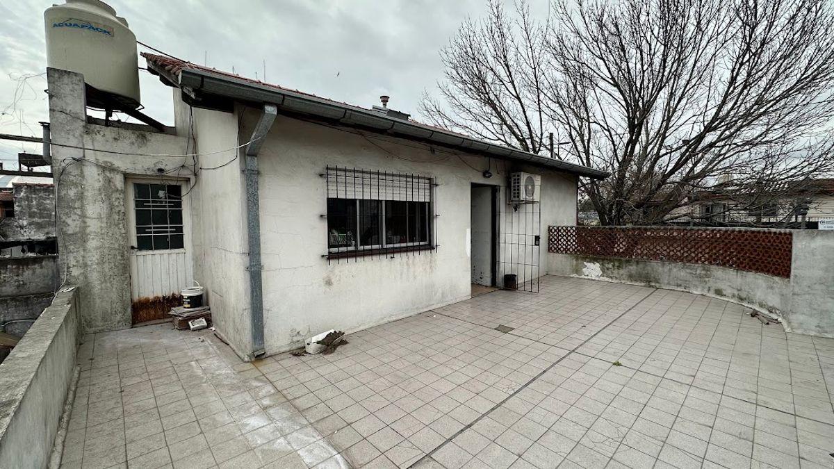 Foto de Casa para (RECICLAR) en Venta - Villa Adelina, imagen 4