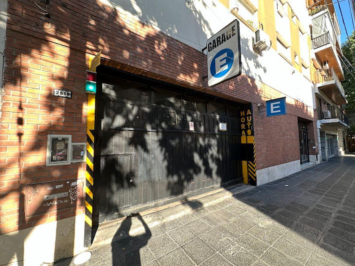 Foto de Garage/Estacionamiento (599 m²) en Venta - Olivos, imagen 2