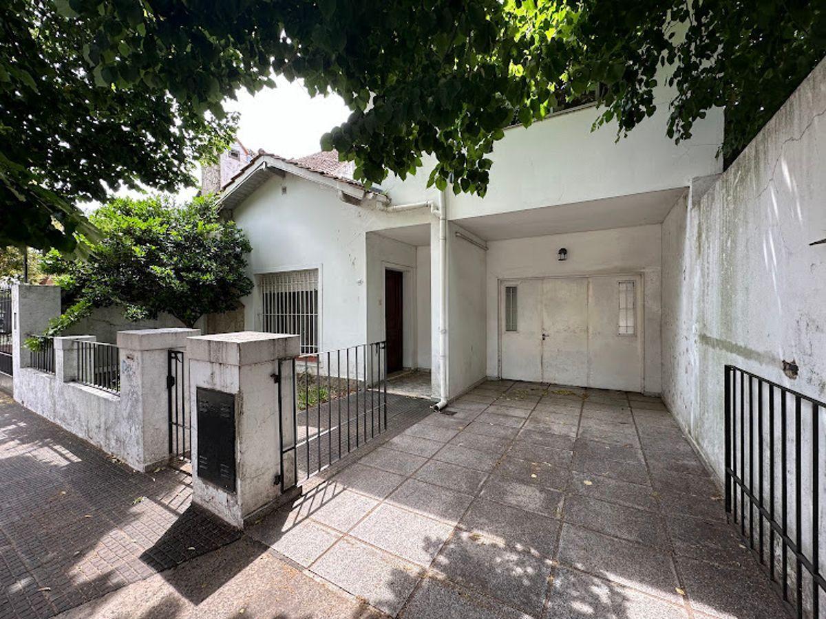 Foto de Dos propiedades dentro de un lote de 410 m² en venta en Martínez, imagen 4