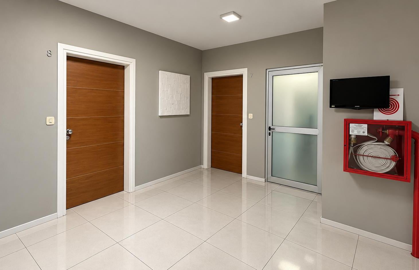 Foto de San Isidro (Centro) - Oficina c/3 Cocheras en Venta., imagen 2