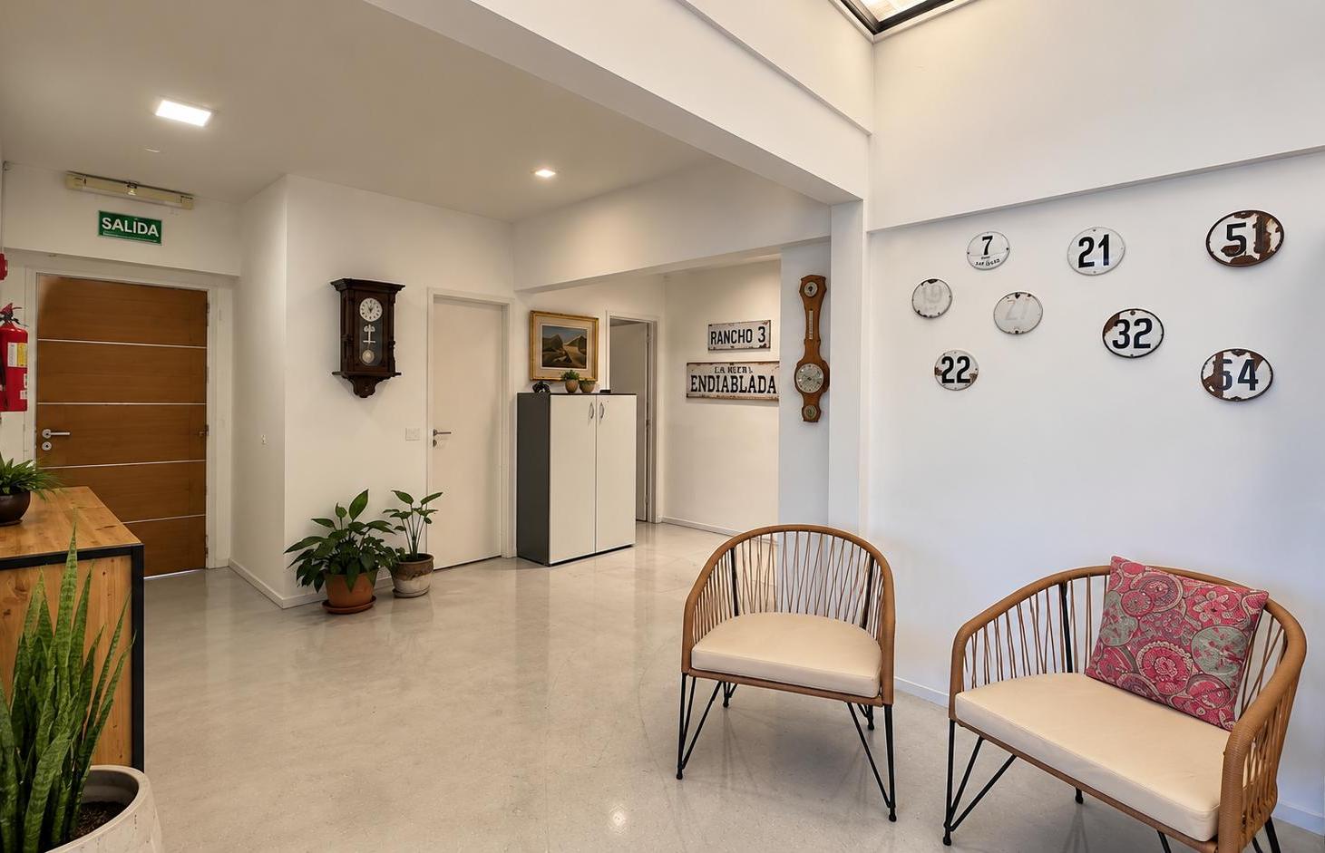 Foto de San Isidro (Centro) - Oficina c/3 Cocheras en Venta., imagen 1