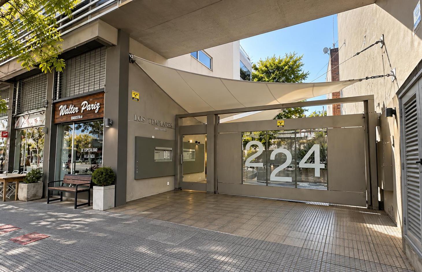 Foto de San Isidro (Centro) - Oficina c/3 Cocheras en Venta., imagen 5
