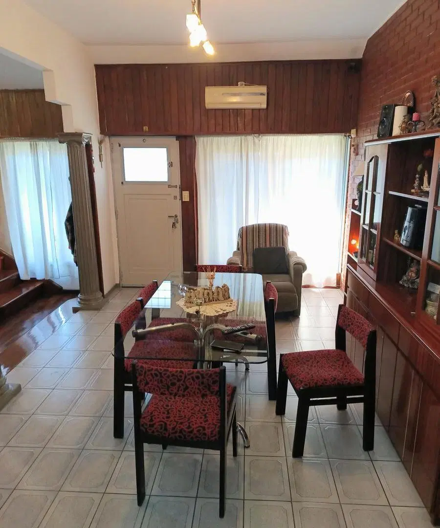 Casa 2 plantas 3 dor (1 suite) garaje jardín quincho 2