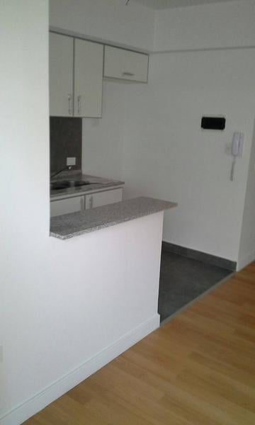 Foto de Excelente 2 ambientes con cochera, imagen 4
