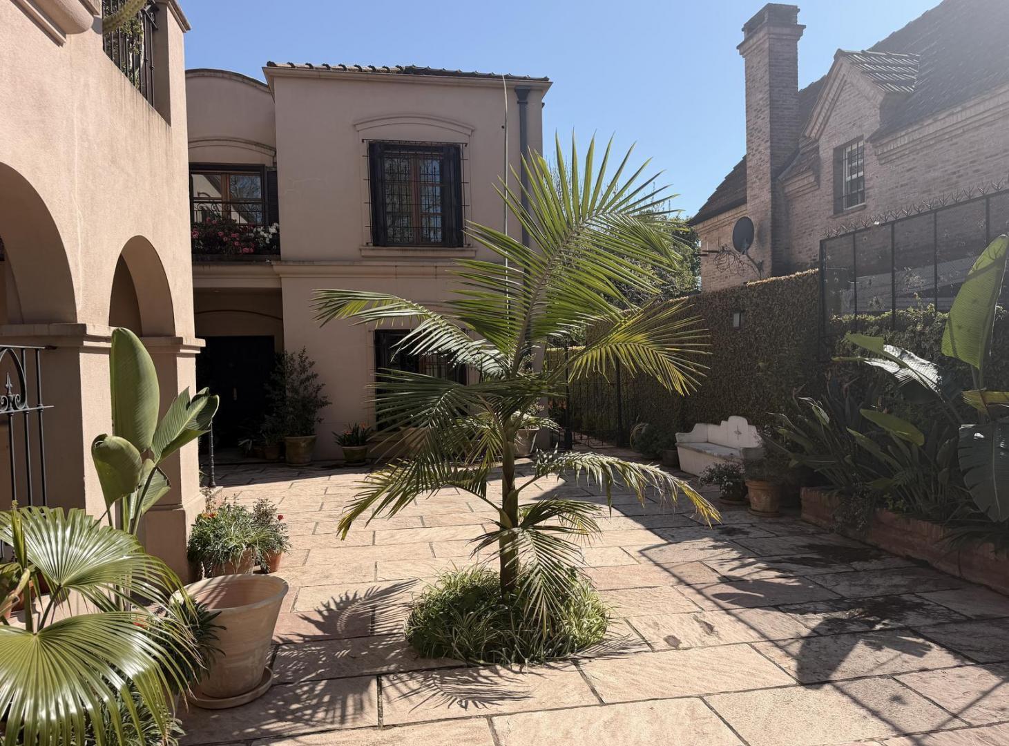 Foto de Impecabe ingreso venta casa en La Horqueta, imagen 1