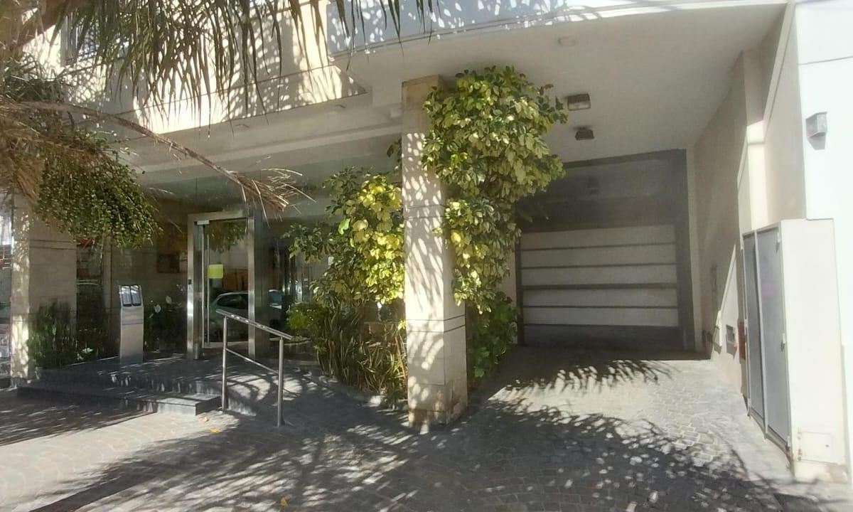 Departamento 3 amb. con cochera en Lomas de Zamora Oeste