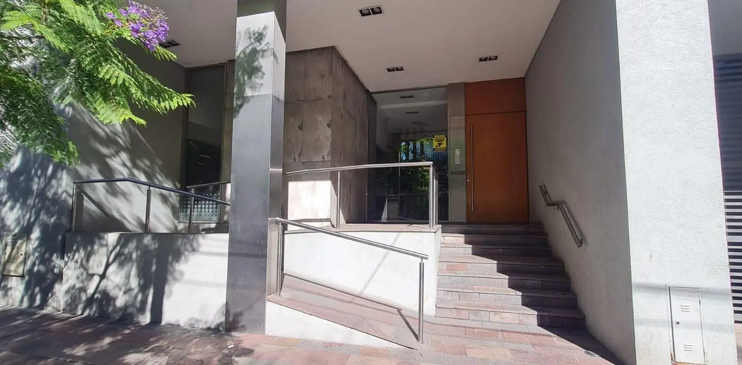 Piso de 4 ambientes. 2