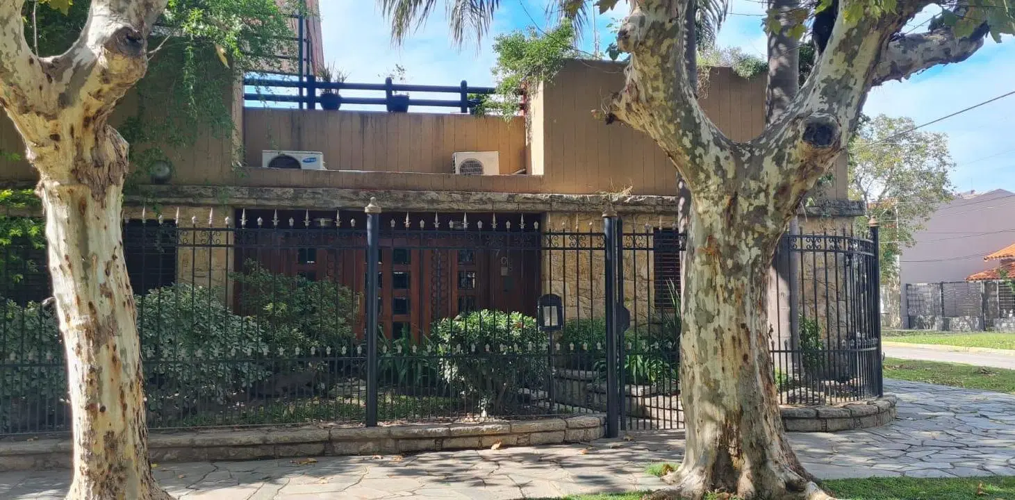 Casa en Banfield Este 1