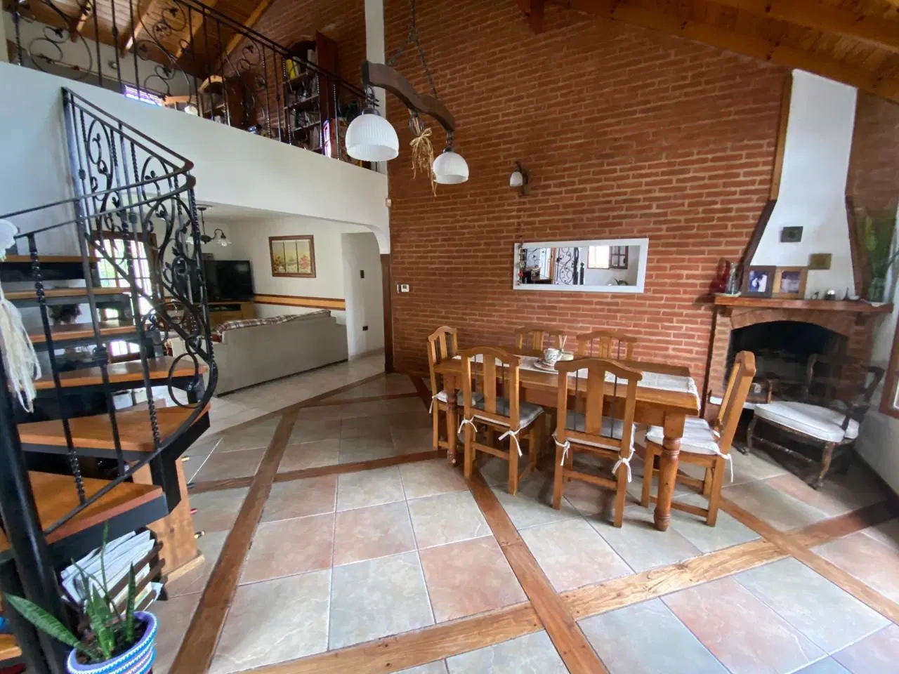 CASA EN CORIMAYO BURZACO 2