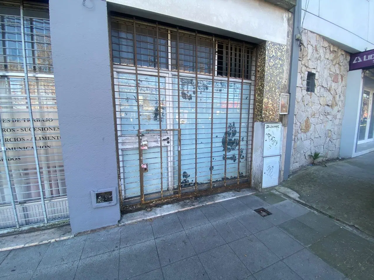 Local en Lomas de Zamora 4