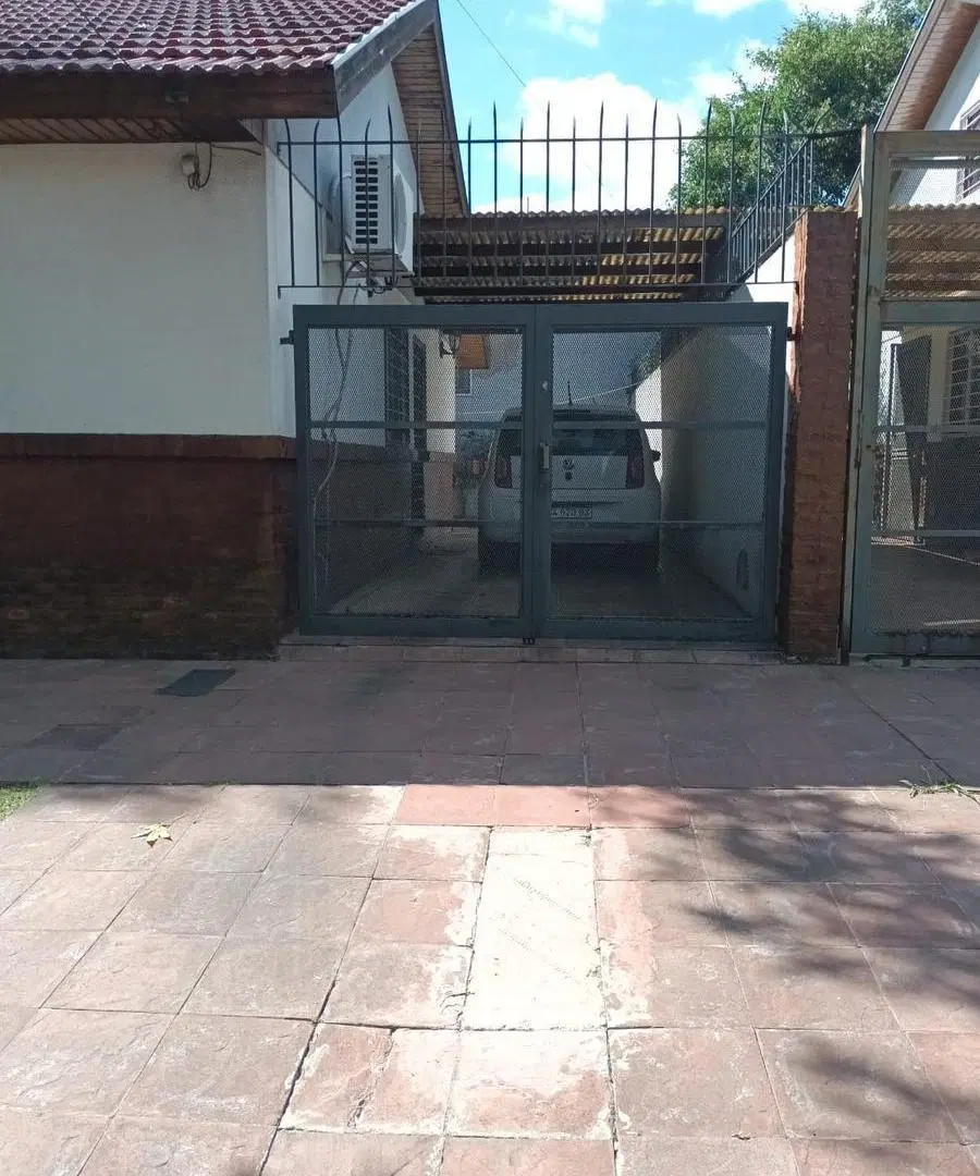 Casa de 3 dormitorios. Lomas de Zamora Oeste 2