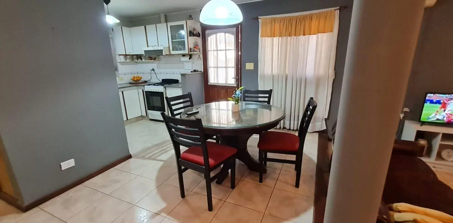 Casa de 3 dormitorios. Lomas de Zamora Oeste 5