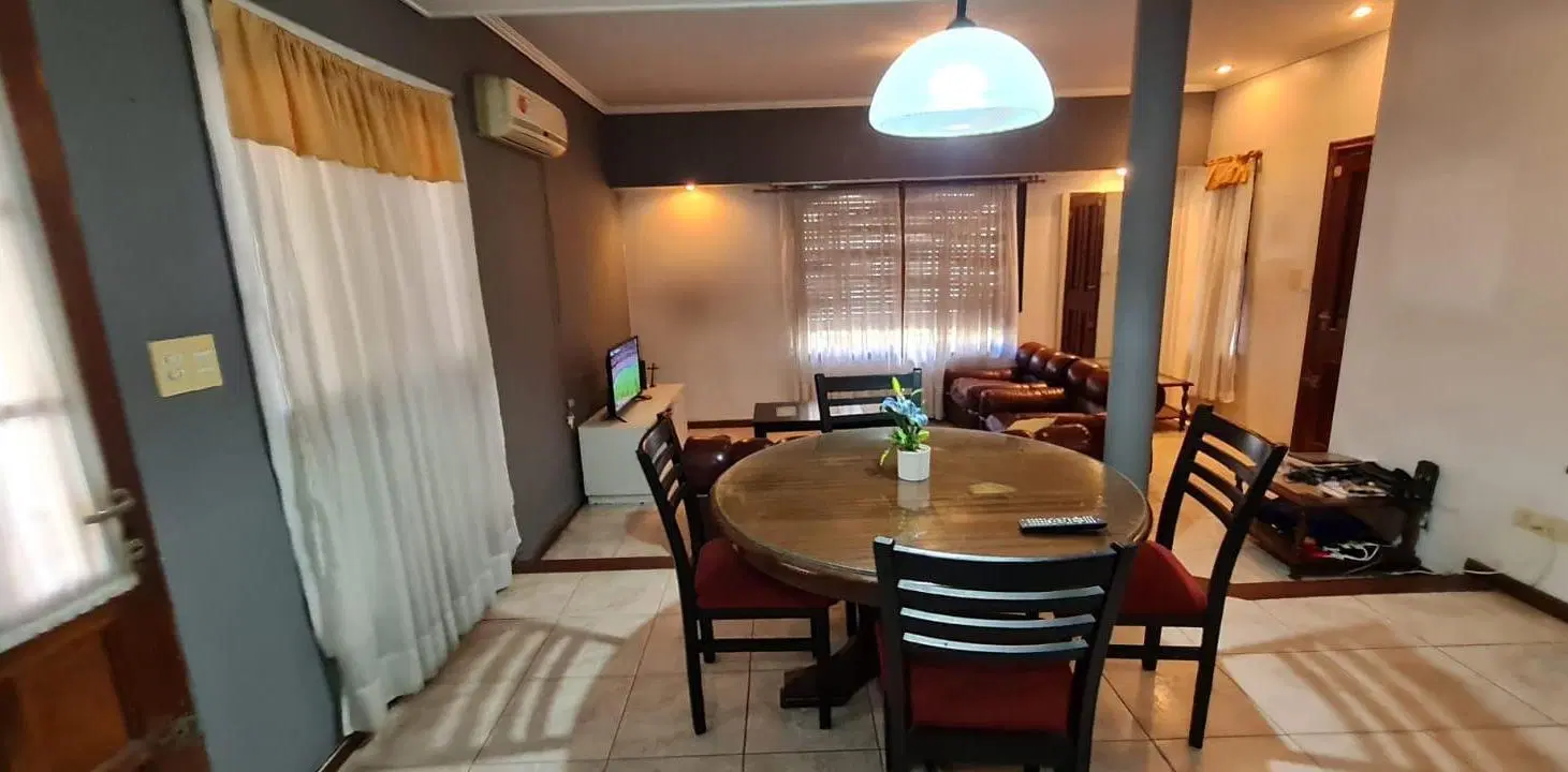 Casa de 3 dormitorios. Lomas de Zamora Oeste 8