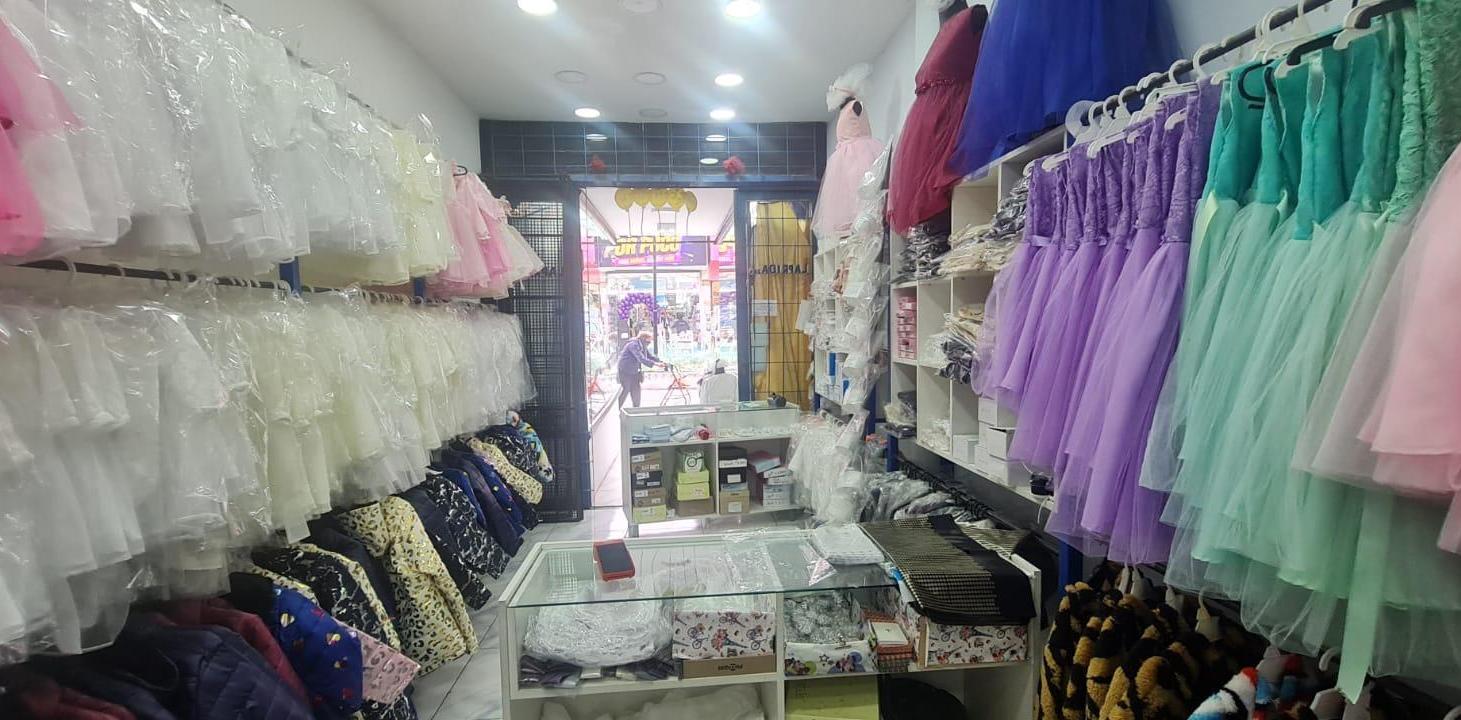 Foto de Local a la venta en peatonal Lomas de Zamora. Laprida 264, imagen 1