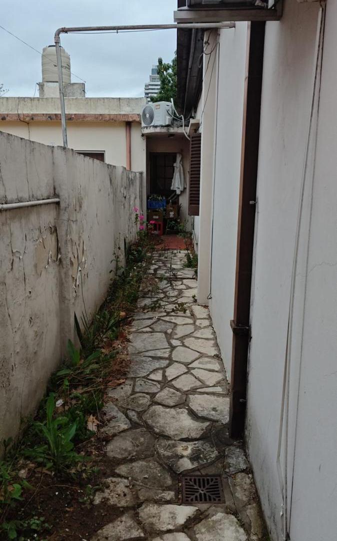 Foto de Casa en Diaz Velez 174 Lomas Oeste para 3 familias., imagen 4