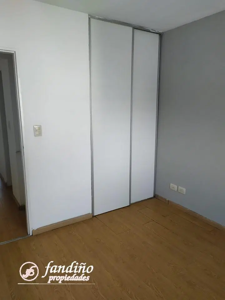 Departamento en  Banfield 4