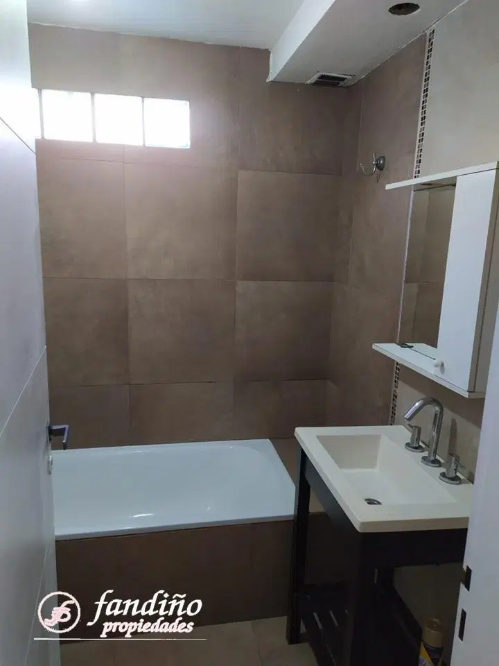 Departamento en  Banfield 8