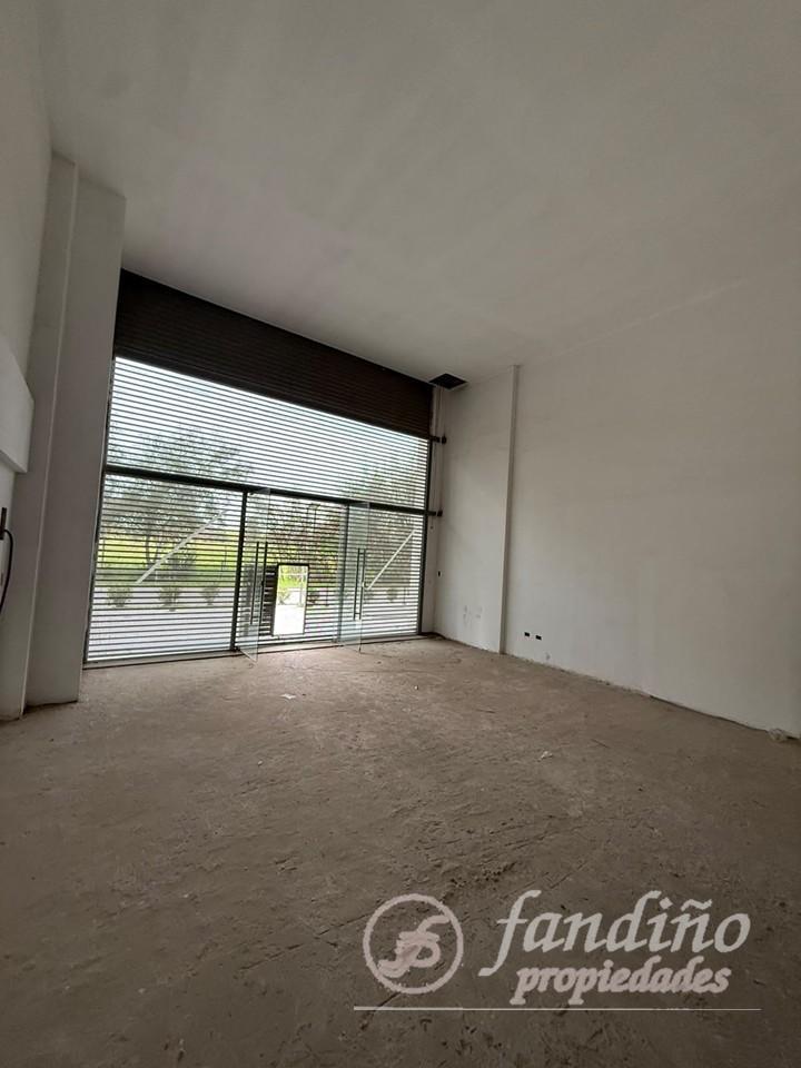 Foto de Local ALQUILER EN CANNING CENTER, imagen 4