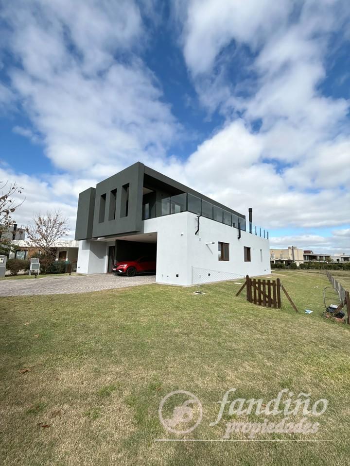 Foto de Casa en COUNTRY TERRALAGOS, imagen 2