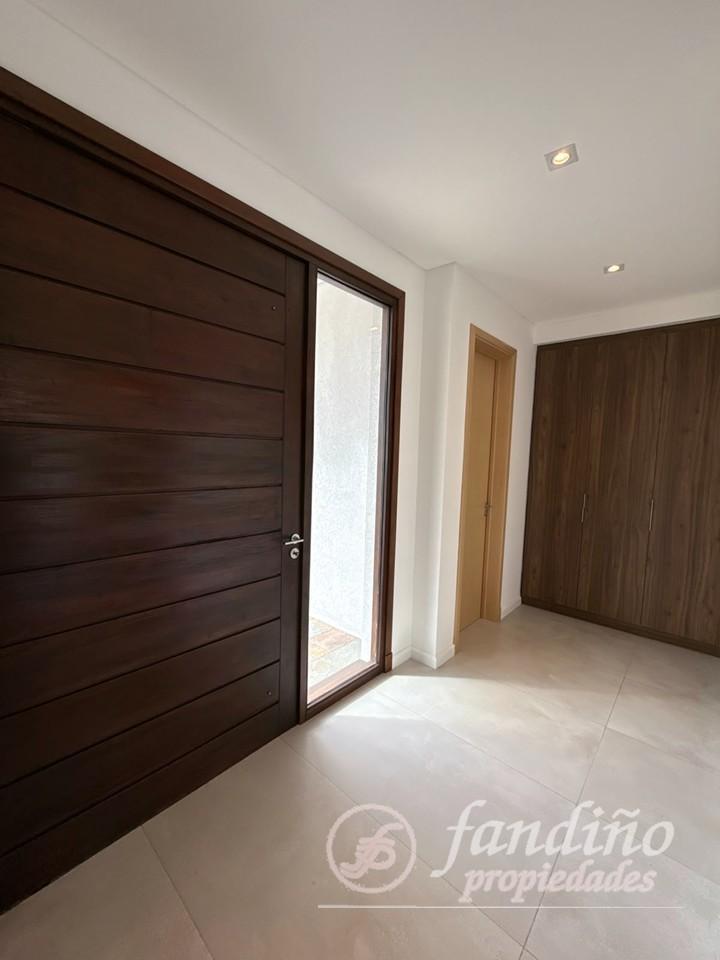 Foto de Casa en COUNTRY TERRALAGOS, imagen 1
