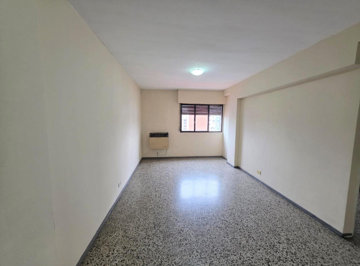 Foto de Italia N° 228, 9°, imagen 2