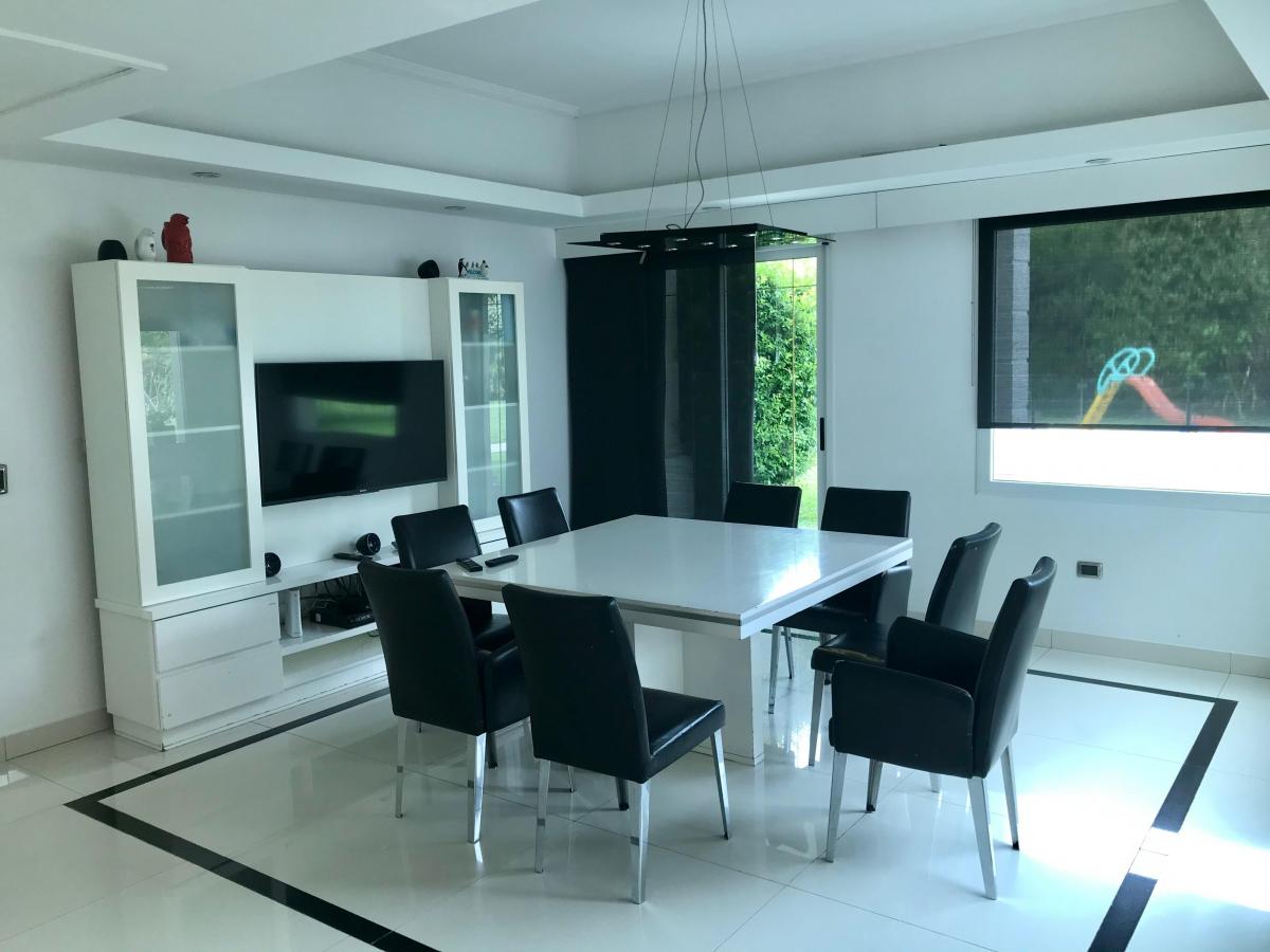 Chalet en Venta 3