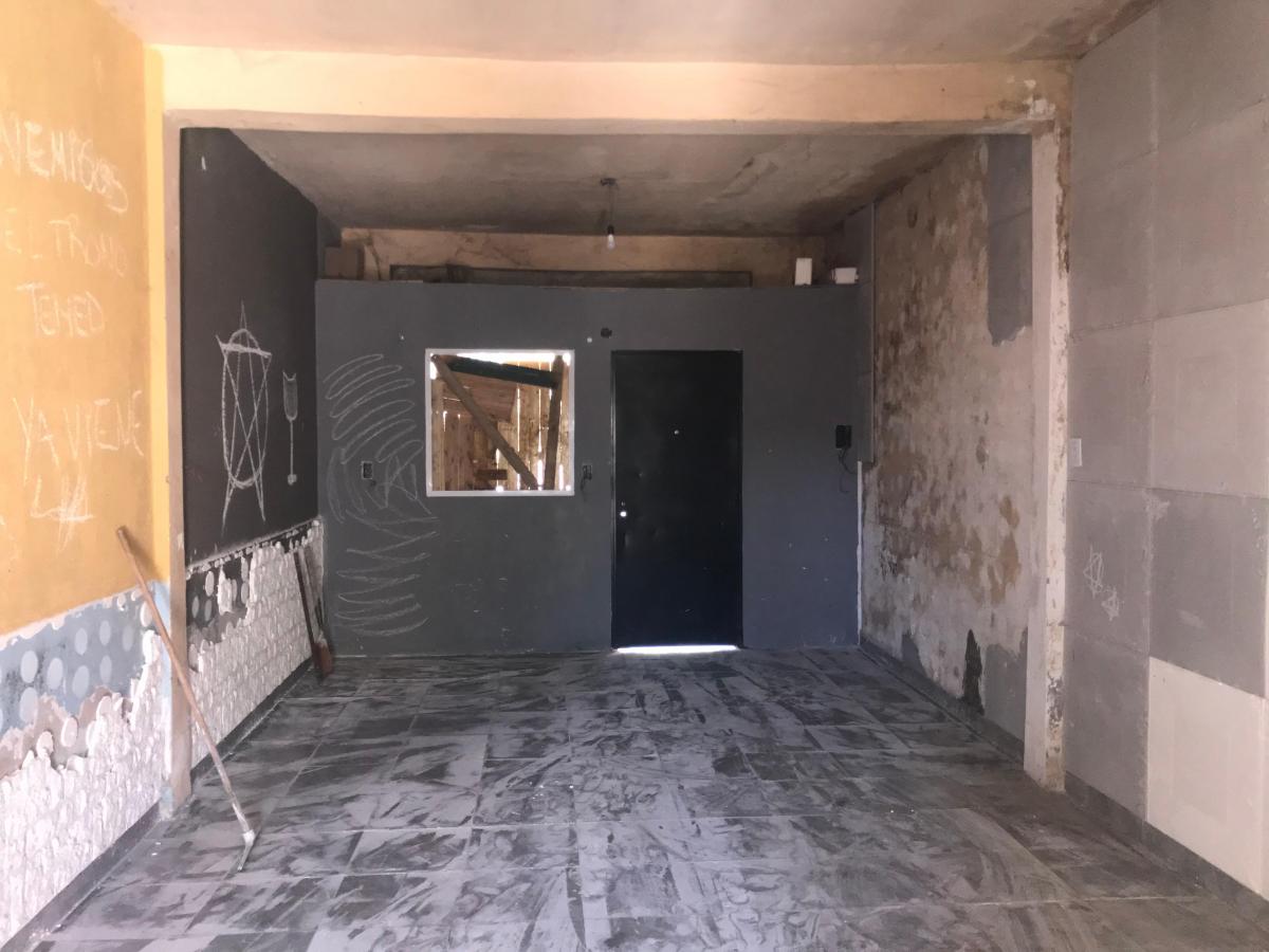 Casa con Locales en Venta 3