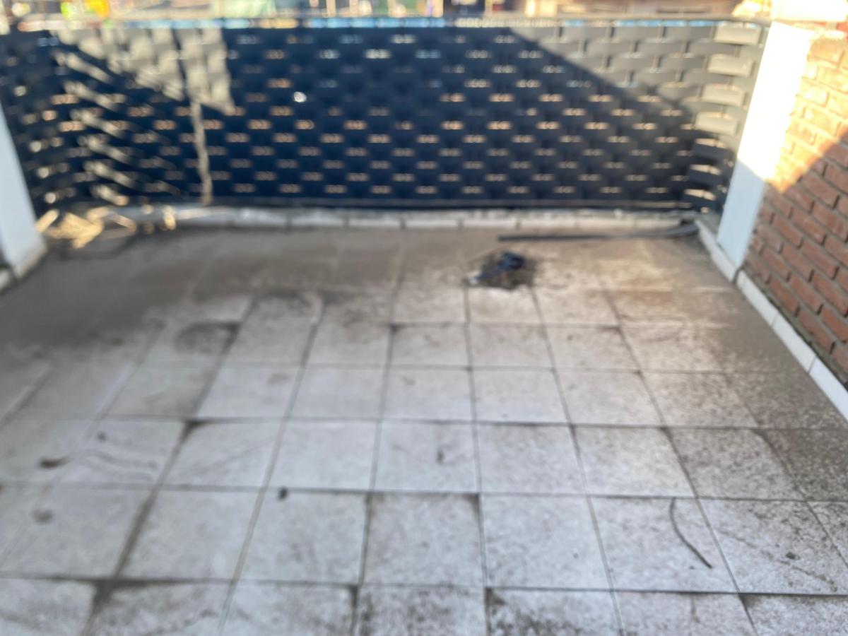 2 DPTOS Y UN GALPON EN VENTA