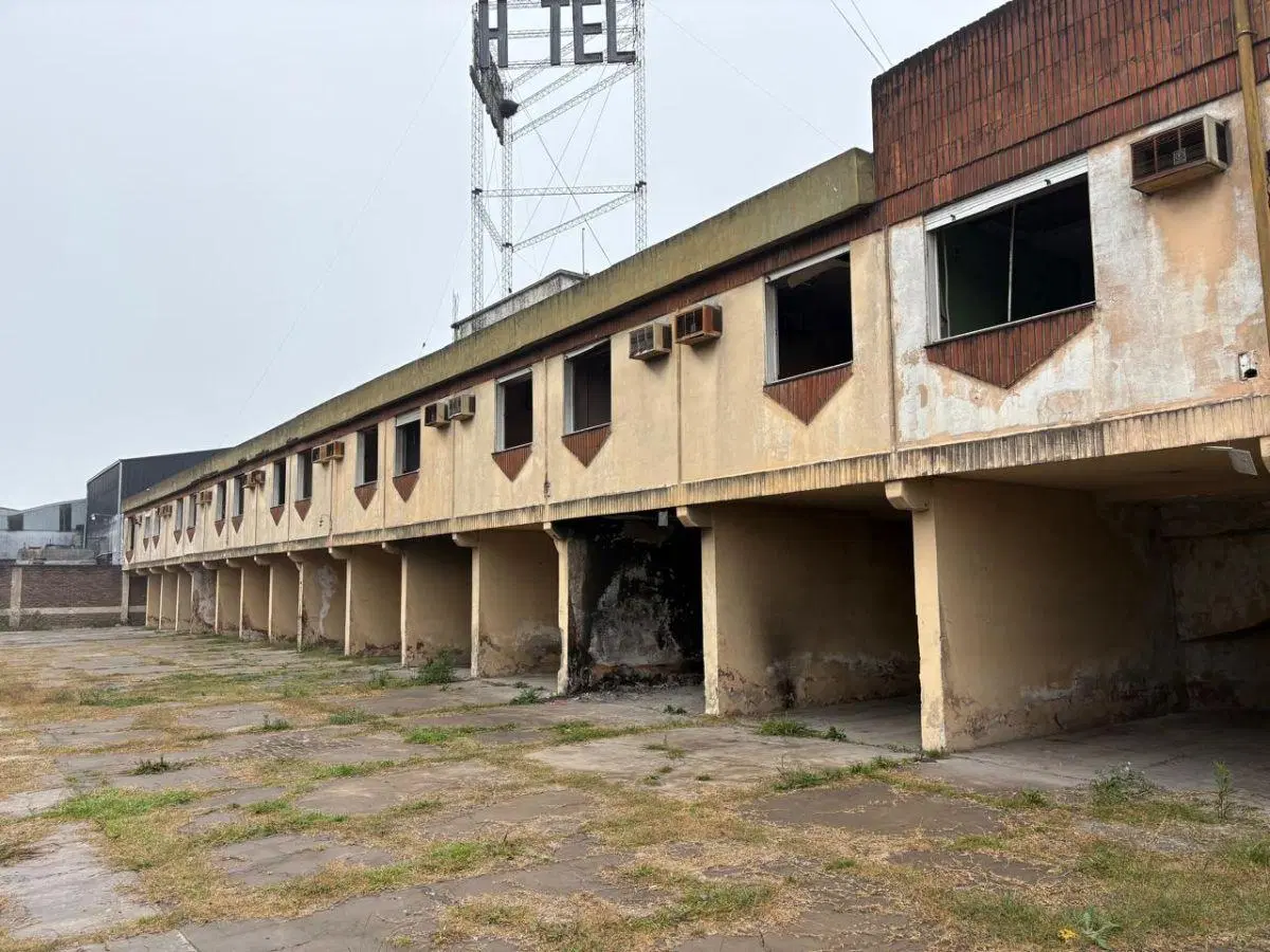 EDIFICIO EN ALQUILER 1