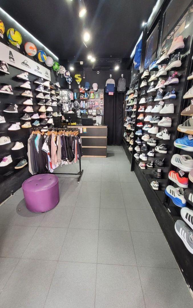Foto de Local en Alquiler en Galería Gran Lomas, imagen 1