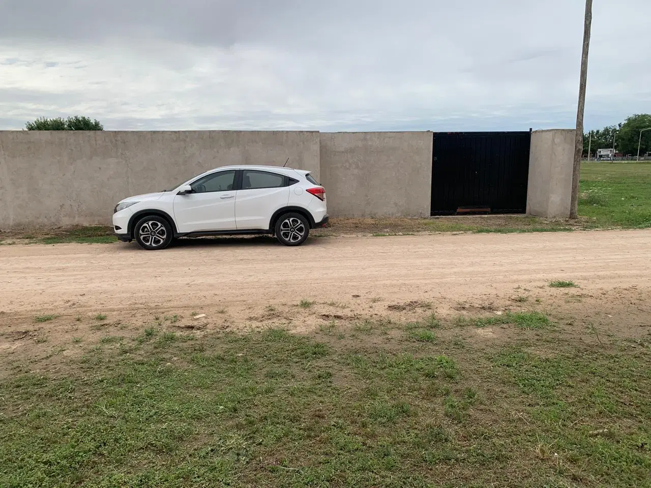 Terreno en San Pedro con Pileta 8x4   porton electrico 4