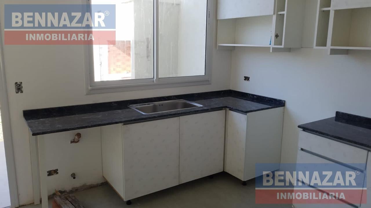 Foto de Oportunidad Venta Duplex Olivos-Maipu/Uzal, imagen 2