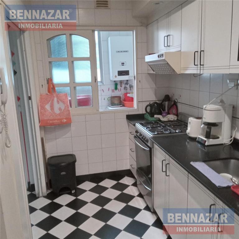 Foto de VENTA DE DEPARTAMENTO 4 AMBIENTES MONSERRAT, imagen 1