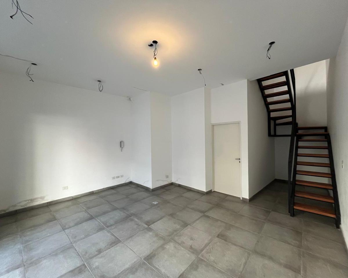 Oportunidad Unica Oficinas con Showroom a La Calle 5