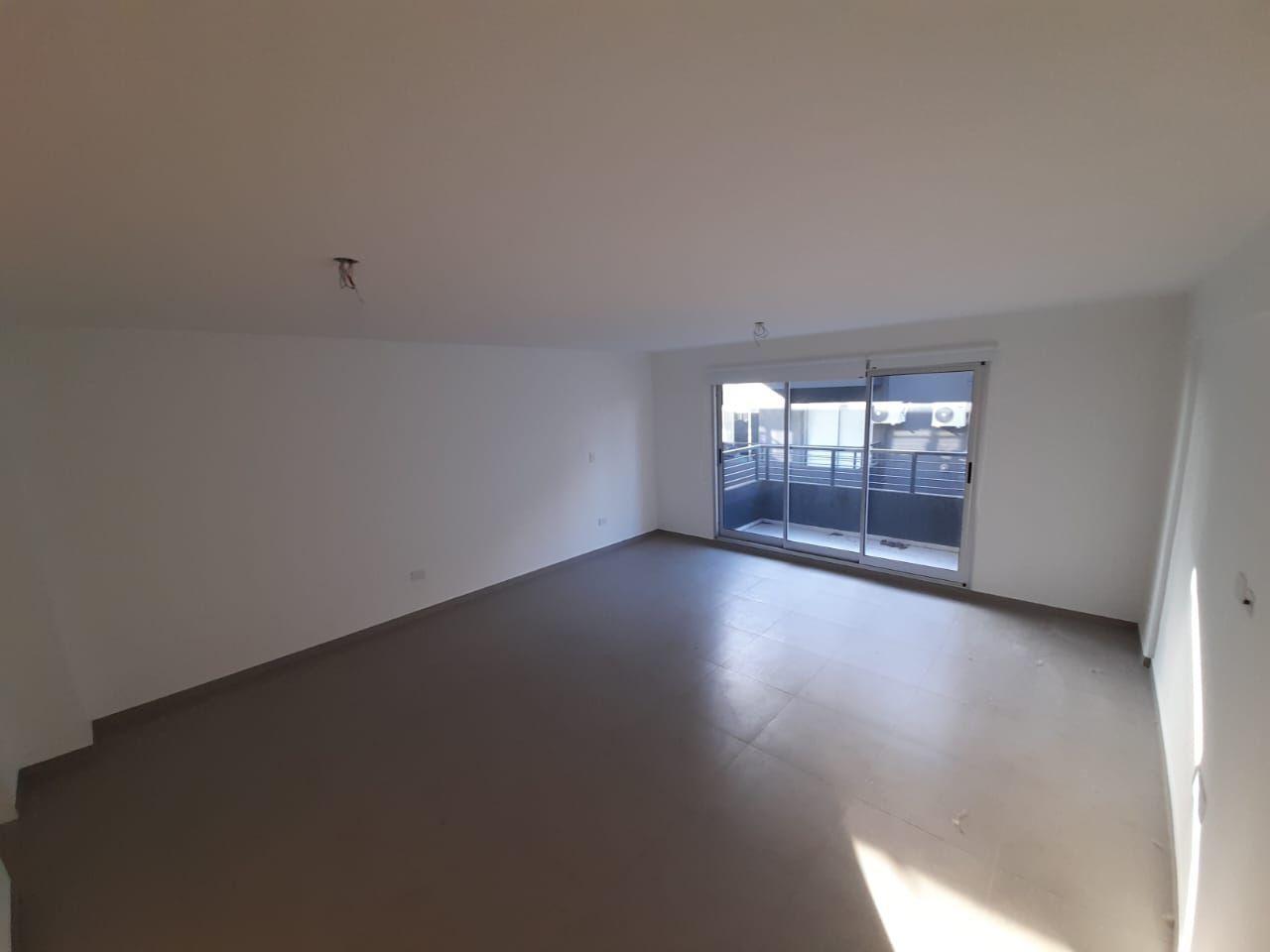 Foto de UN AMBIENTE DE BUEN TAMAÑO CON BALCON CENTRICO, imagen 4