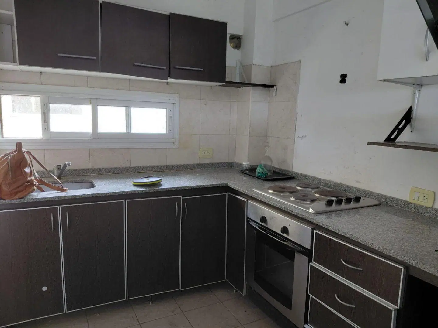 DEPARTAMENTO DOS AMBIENTES CON COCHERA DESCUBIERTA Y TERRAZA COMPARTIDA EN SAN 1