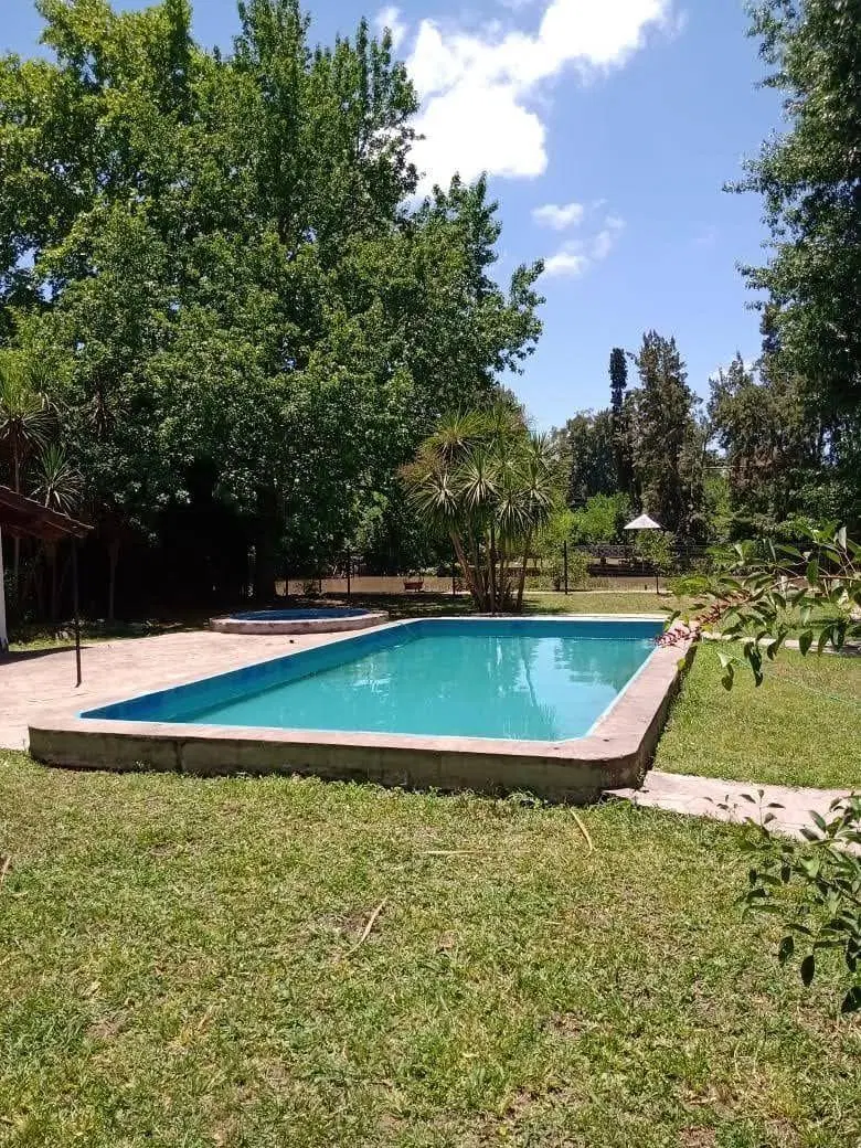 Increíble lote con salida al Rio, varios usos 3