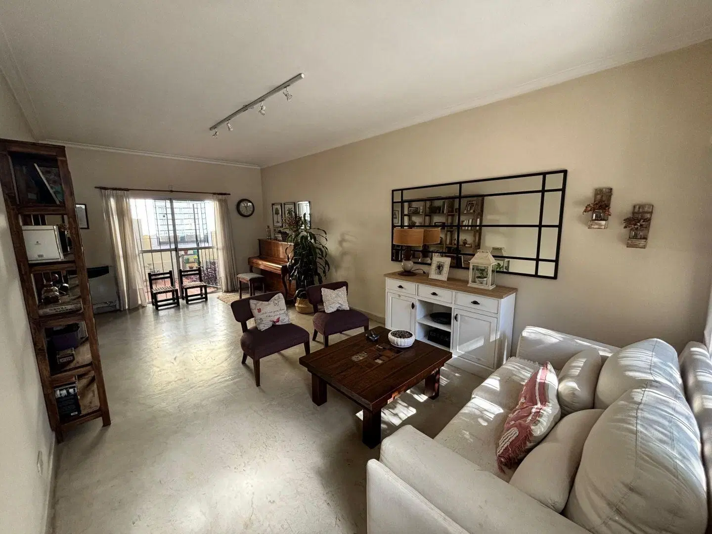 Venta  Casa 4 ambientes en una planta Rivadavia 1400, San Fernando 2