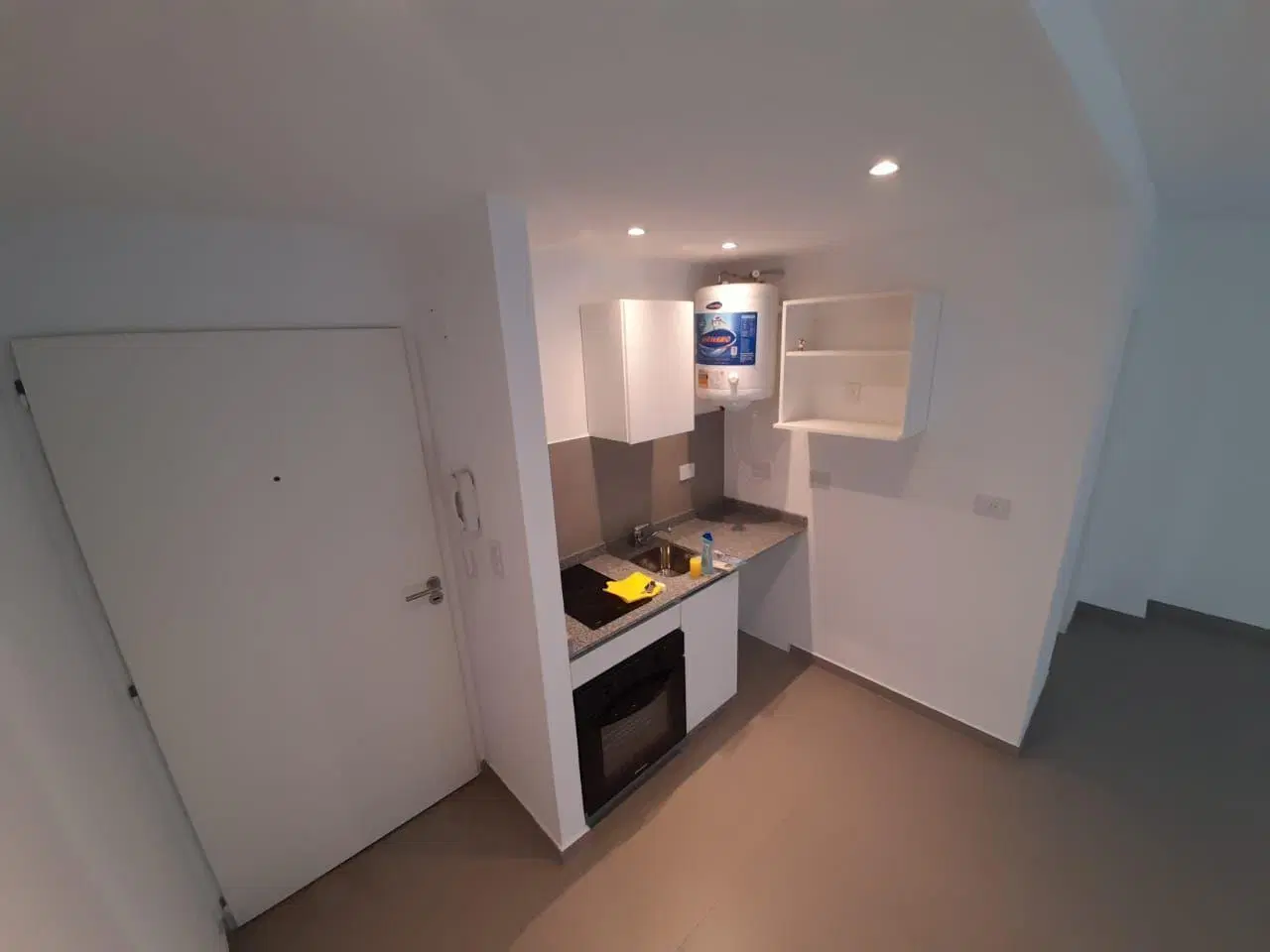 Venta de Departamento, en San Fernando de la Línea Áureo, tipología monoambiente 5