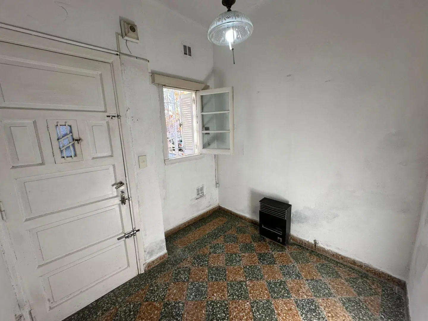 Casa de 3 ambientes con patio y parrilla en San Fernando 2