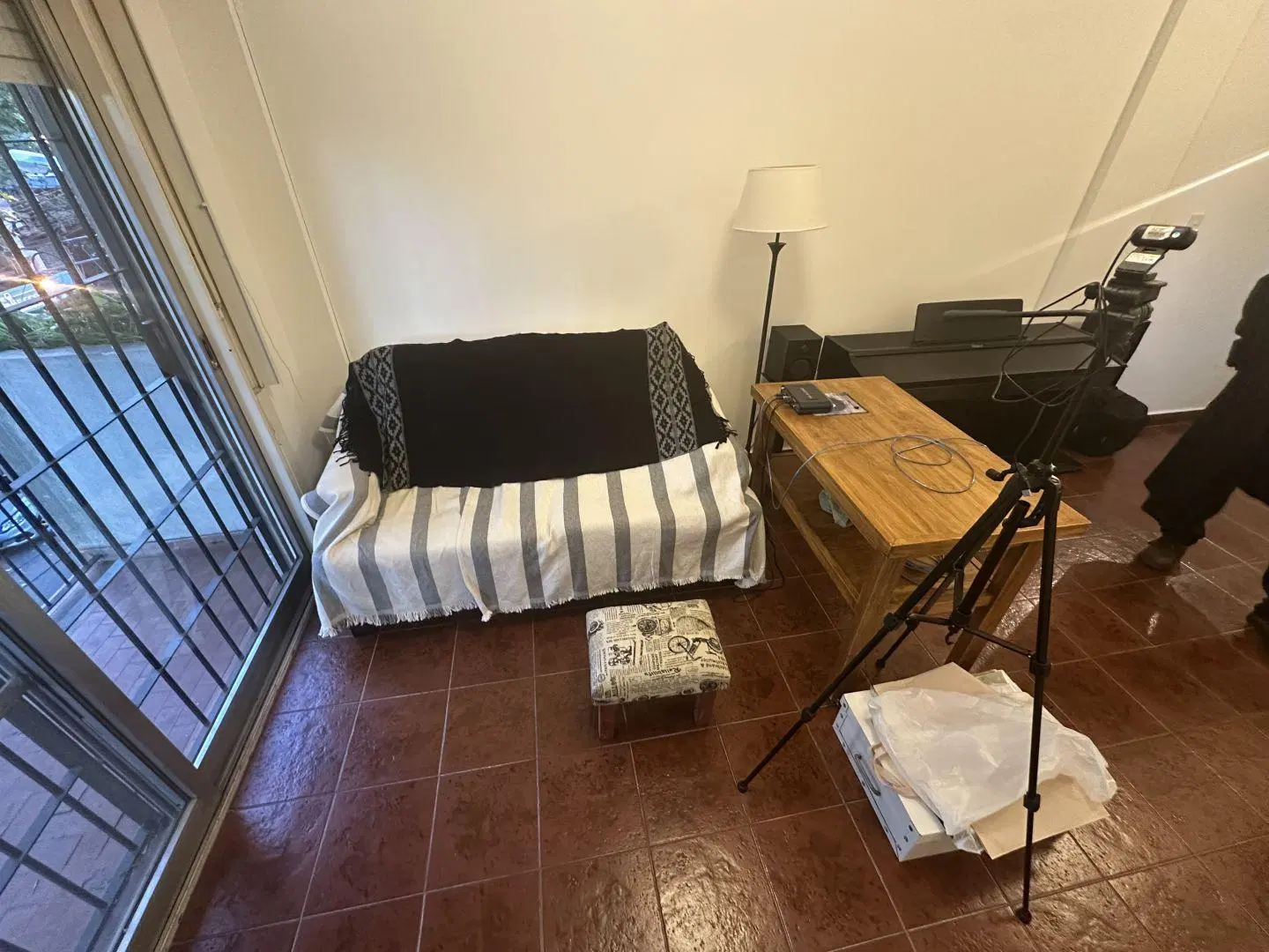 2 AMBIENTES AMPLIO CENTRICO 8