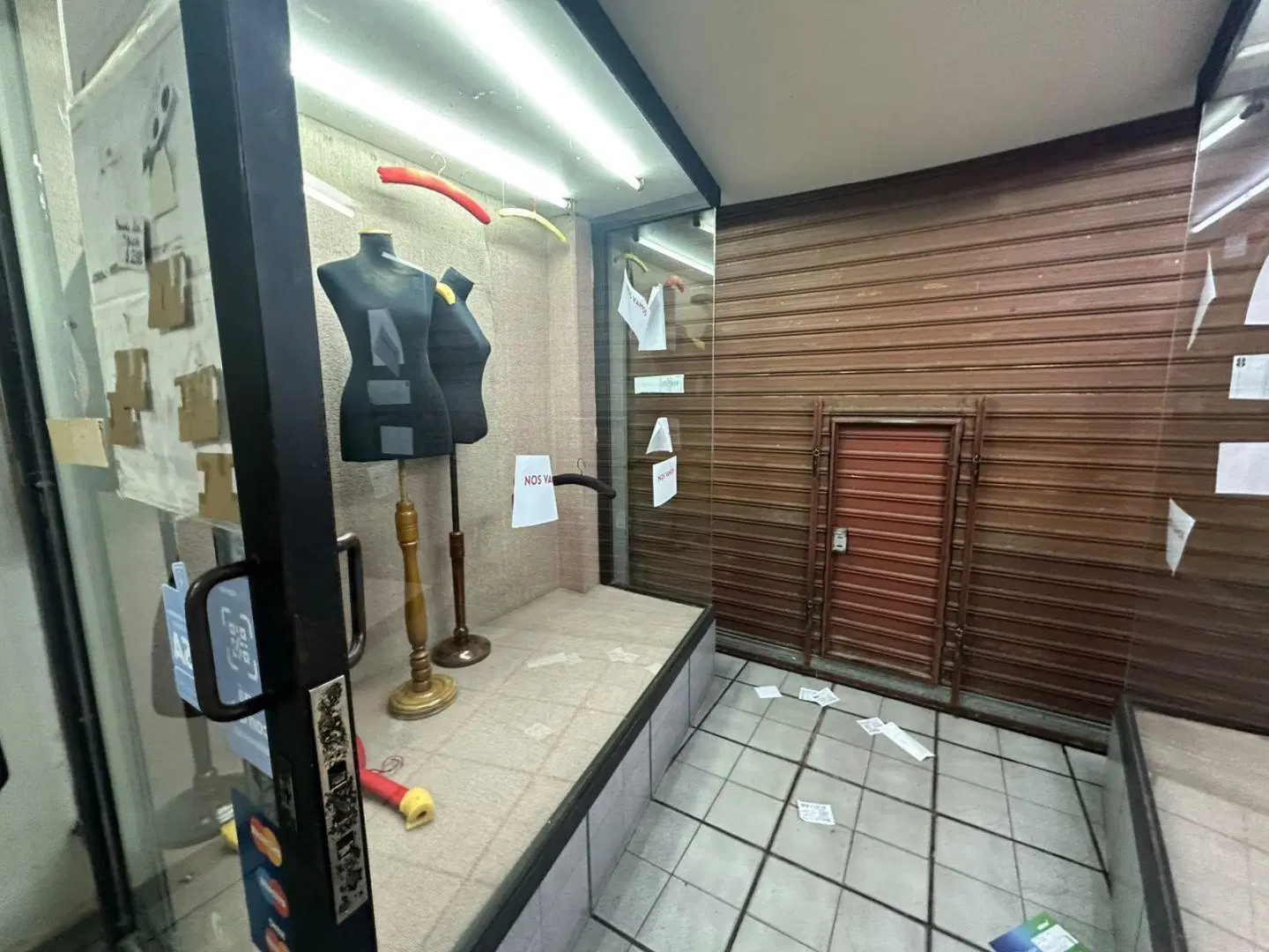 Alquiler de Local Comercial - San Isidro 2